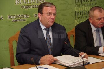 Flutur consideră că ghidurile pentru depunerea de proiecte europene descurajează absorbția fondurilor