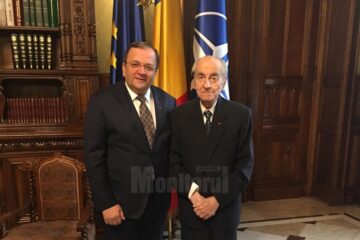 Gheorghe Flutur a fost invitatul lui Mircea Ionescu Quintus la ceremonia de decorare de la Palatul Cotroceni