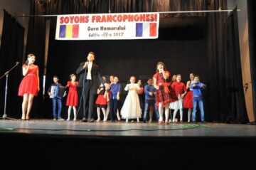 Peste 300 de elevi suceveni au celebrat limba franceză în cadrul festivalului „Soyons francophones!”