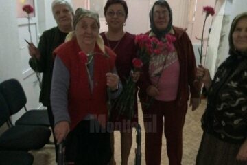 Beneficiari ai Căminului pentru Persoane Vârstnice Solca