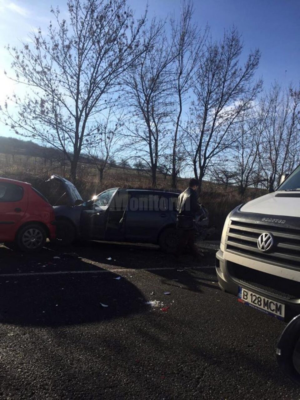 Patru mașini au fost implicate într-o tamponare în lanț pe E 85, la Bunești