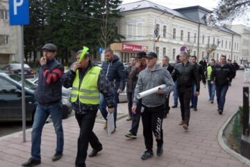 Protest zgomotos al polițiștilor suceveni care au ieșit în stradă