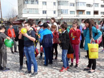 Marșul pentru viață 2017, desfășurat sub genericul „Ajută Mama și Copilul! Ei depind de tine!”, desfășurat vineri, 24 martie, la Fălticeni