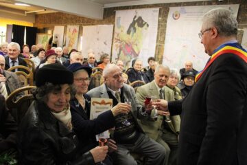27 de noi "Cupluri de Aur" au fost sărbătorite, sâmbătă, la sediul Primăriei Suceava