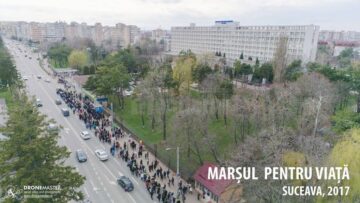 Peste 1.000 de suceveni au participat la „Marșul pentru viață” din municipiul Suceava