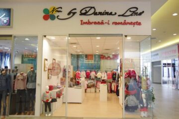 Magazinul din Iulius Mall, unul dintre cele două magazine din Suceava