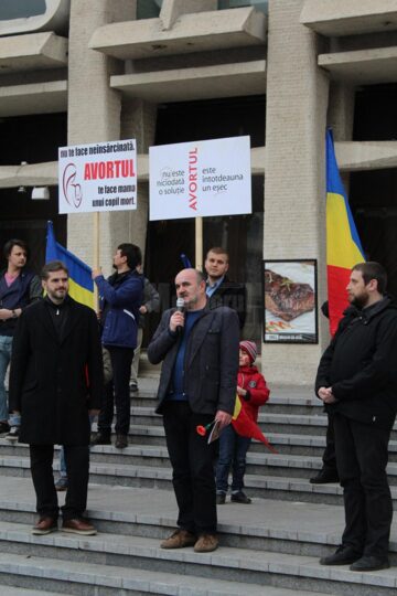 Peste 1.000 de suceveni au participat la „Marșul pentru viață” din municipiul Suceava