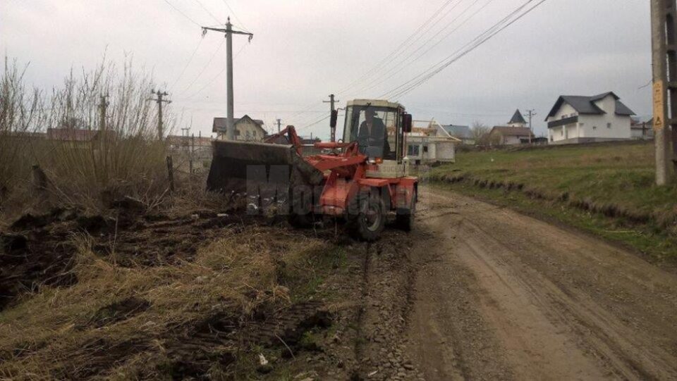 Aproape 60 de km de drumuri se vor pietrui în acest an la Moara