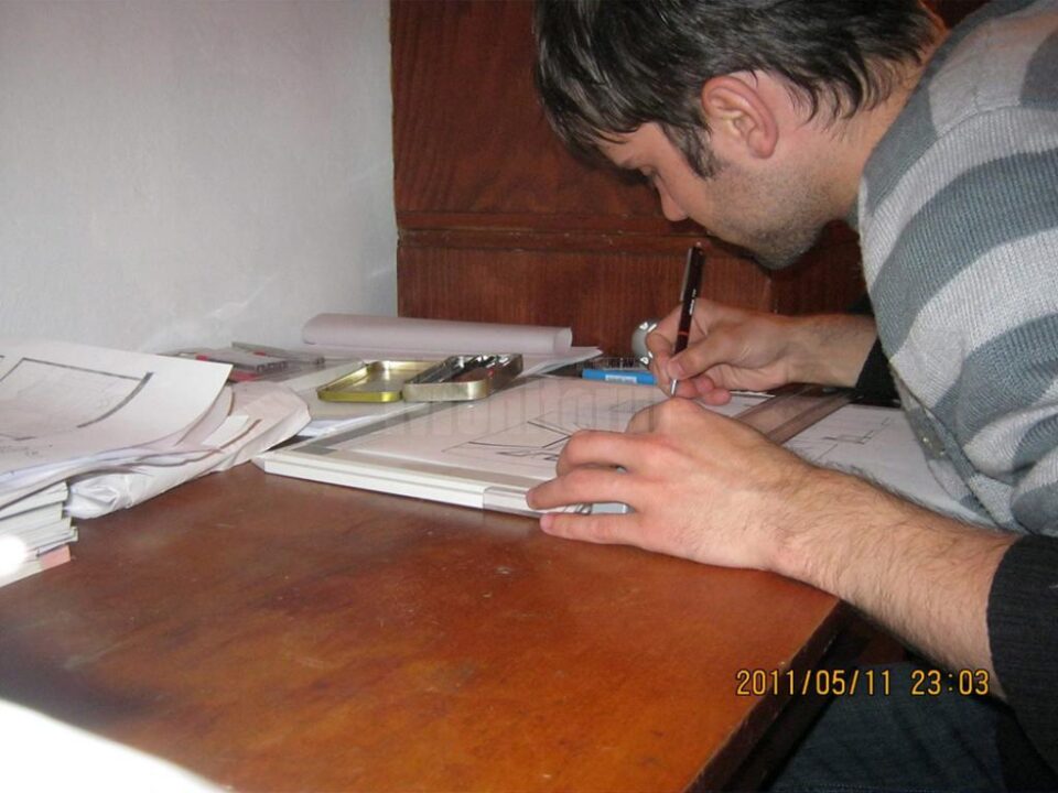 Nicolae Comarițan a primit o bursă de studii la Institutul de Artă și Design din New York Nicolae Comarițan a primit o bursă de studii la Institutul de Artă și Design din New York