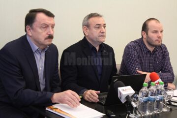 Adrian Bodea (centru) cu directorii Bioenergy și Thermonet