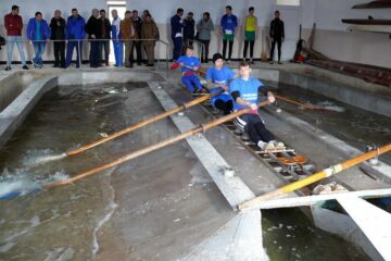 Canotorii trag din greu pentru a face față sezonului care urmează