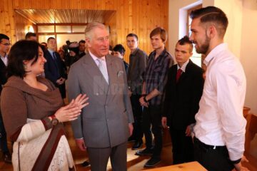 Câțiva copii de la Casa de tip familial „Sf. Nicolae” s-au întâlnit cu Prințul Charles al Marii Britanii