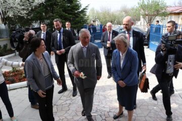 Câțiva copii de la Casa de tip familial „Sf. Nicolae” s-au întâlnit cu Prințul Charles al Marii Britanii