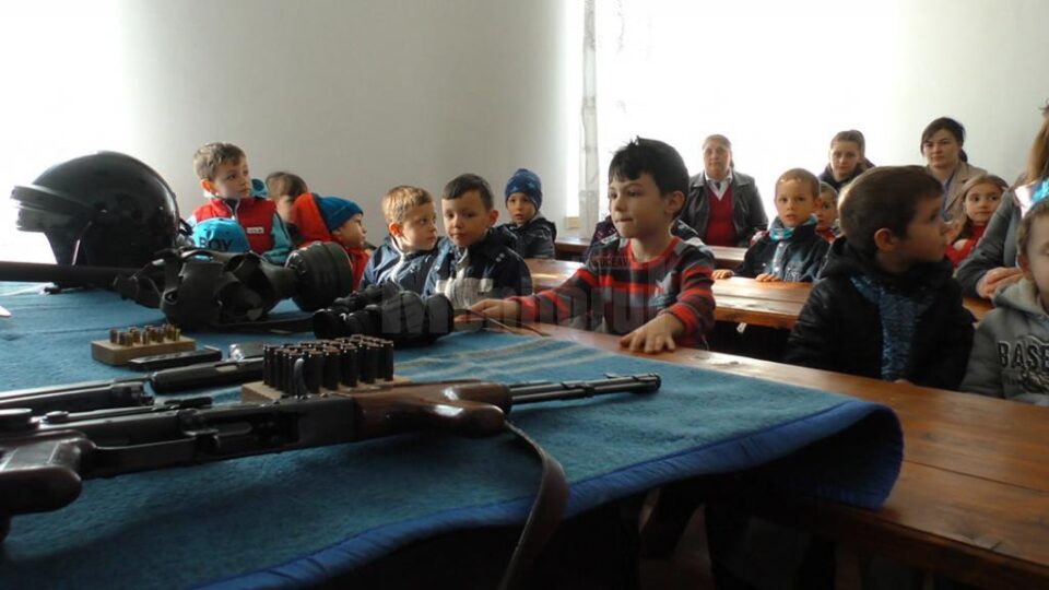 „Ziua Porților Deschise” la Detașamentul de Jandarmi Rădăuți