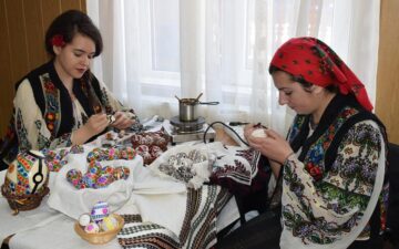 Festivalul Național al Ouălor Încondeiate, ediția a XIV-a, la Ciocănești