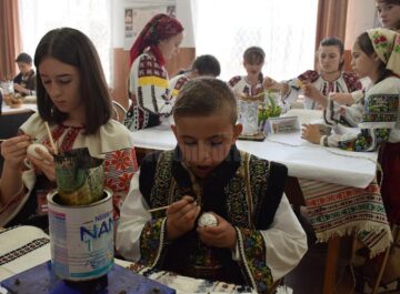Festivalul Național al Ouălor Încondeiate, ediția a XIV-a, la Ciocănești