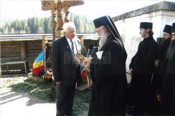 Dumitru Davidel și staretul Melchisedec Velnic