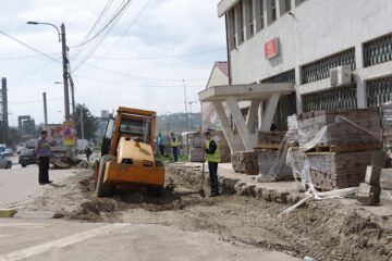 Sensul giratoriu de la Dedeman a fost restricționat parțial