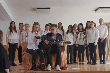 Activități diverse organizate de elevii de la Centru Școlar pentru Educație Incluzivă, de Ziua Autismului