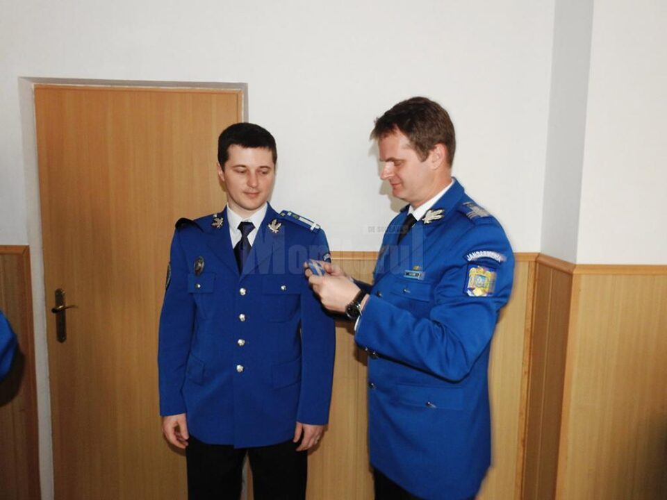 Trei ofițeri au fost avansați în grad într-o ceremonie de Ziua Jandarmeriei Române