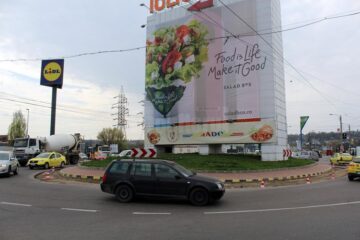 Sens giratoriu modificat și o bandă de acces direct, în zona Bazarului Sucevei