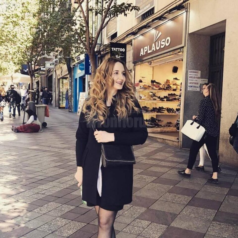 Ioana Mititelu, o suceveancă cu studii în Marea Britanie, implicată într-un proiect cultural pentru o televiziune națională