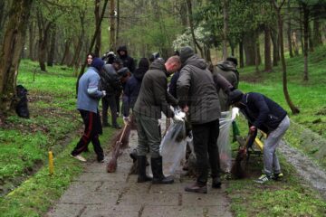 Parcul Șipote, pus la dispoziția sucevenilor, după o exemplară campanie de igienizare