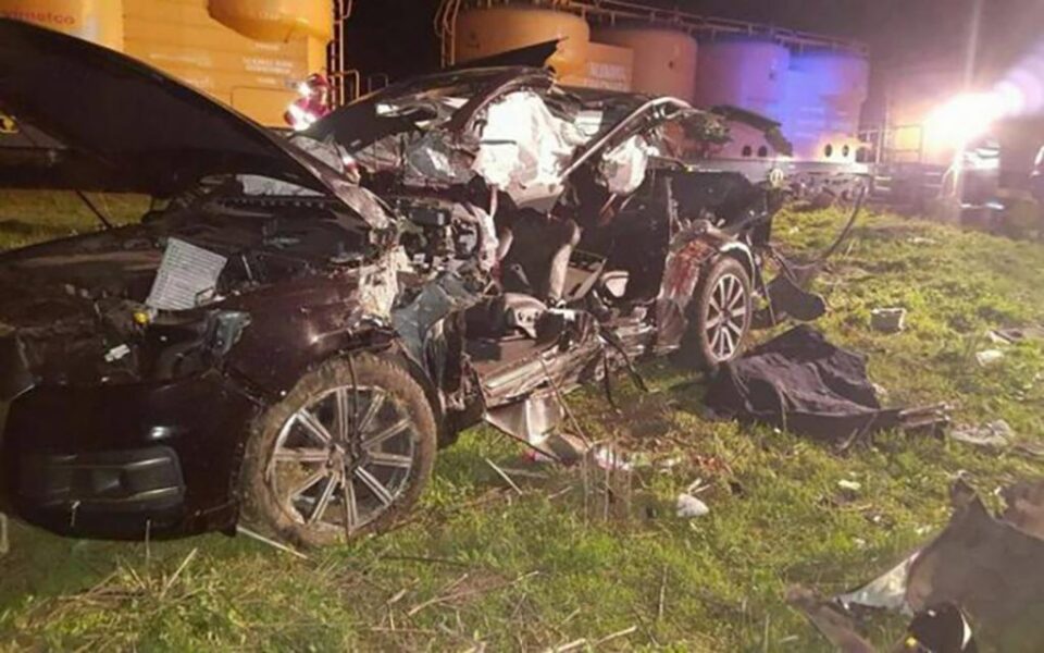 Impactul deosebit de violent nu i-a dat nici o șansă bărbatului care se grăbea să ajungă la ziua fiicei sale Foto: ISU Dobrogea