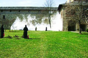 Activitățile de prevenire a incendiilor cuprind și simularea unor interveniții primare