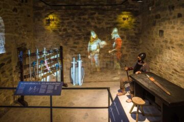 Arme expuse în Casa Custodelui de la Cetatea de Scaun