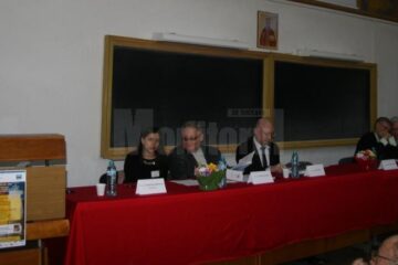 Simpozion și dezbateri de Ziua Bibliotecarului, la Universitatea din Suceava