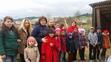 Ajutor din partea elevilor din Negrileasa pentru un copil cu tulburări de vedere