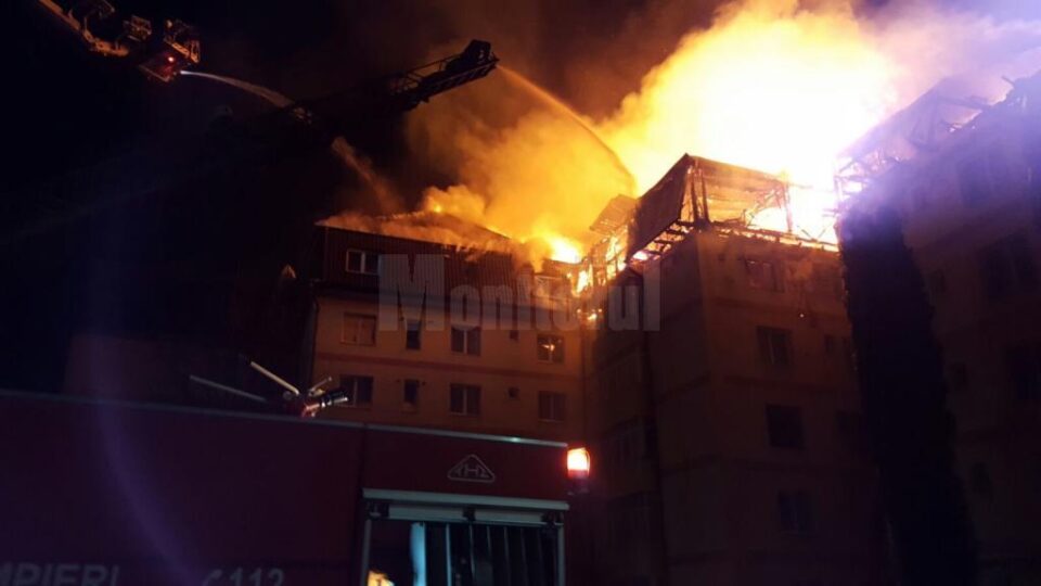 Incendiul le-a pus probleme deosebite pompierilor
