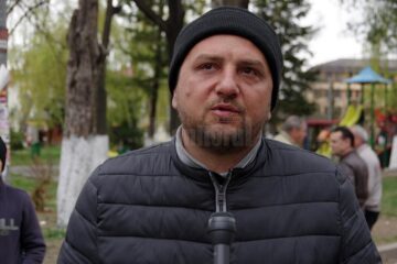 Iadul flăcărilor la Gura Humorului: oameni disperați, care au sărit pe geam, 68 de apartamente afectate, din care 18 distruse complet