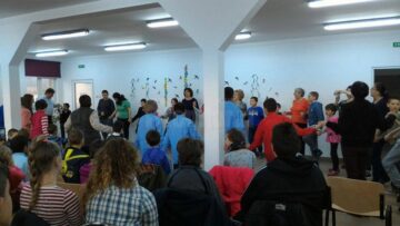 „Ritmuri de primăvară”, activități la care au participat 30 de copii cu autism de la Centrul Școlar ”Sf. Andrei”