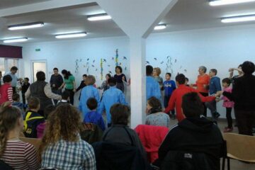 „Ritmuri de primăvară”, activități la care au participat 30 de copii cu autism de la Centrul Școlar ”Sf. Andrei”