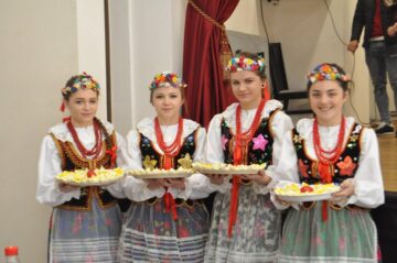 Împărțirea cu oul sfințit, în comunitatea poloneză din Bucovina