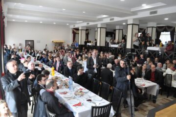 Împărțirea cu oul sfințit, în comunitatea poloneză din Bucovina