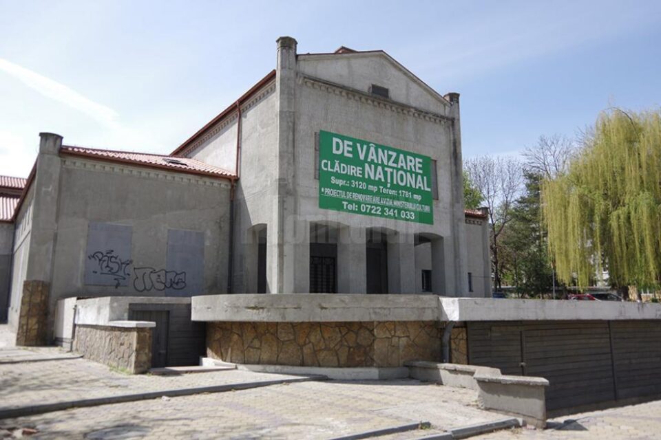 Fostul conac al familiei nobiliare Prunkul este scos din nou la vânzare