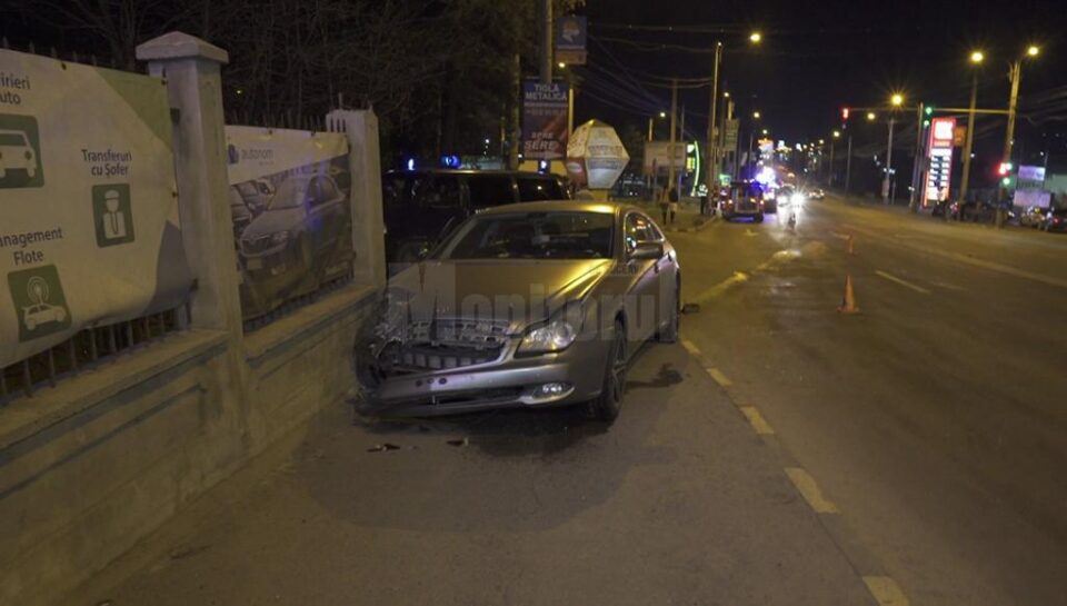 Mercedesul care circula dinspre Burdujeni