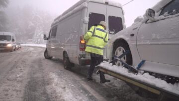 Trafic în condiții de iarnă veritabilă, la sfârșit de aprilie