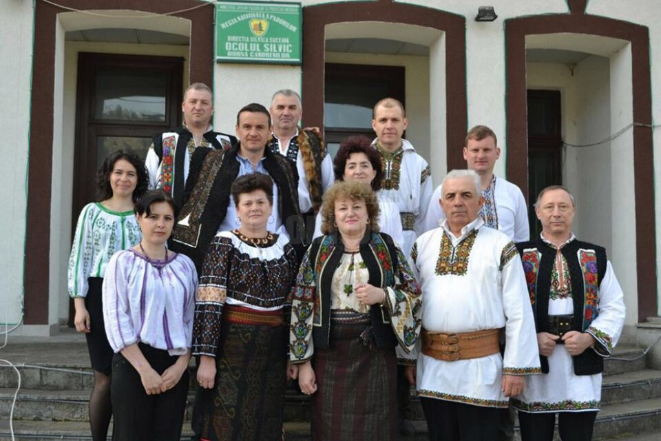 Angajații Ocolului Silvic Dorna Candrenilor