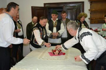 Angajații Ocolului Silvic Dorna Candrenilor