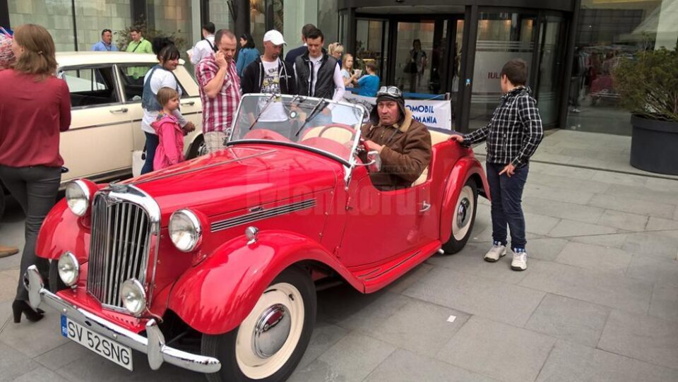 Una din mașinile care cu siguranță va atrage priviri la Retro Parada Primăverii de duminică