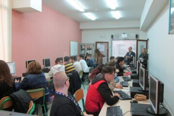 Elevi suceveni implicați într-un proiect de învățare prin cooperare europeană, desfășurat recent în Italia Elevi suceveni implicați într-un proiect de învățare prin cooperare europeană, desfășurat recent în Italia