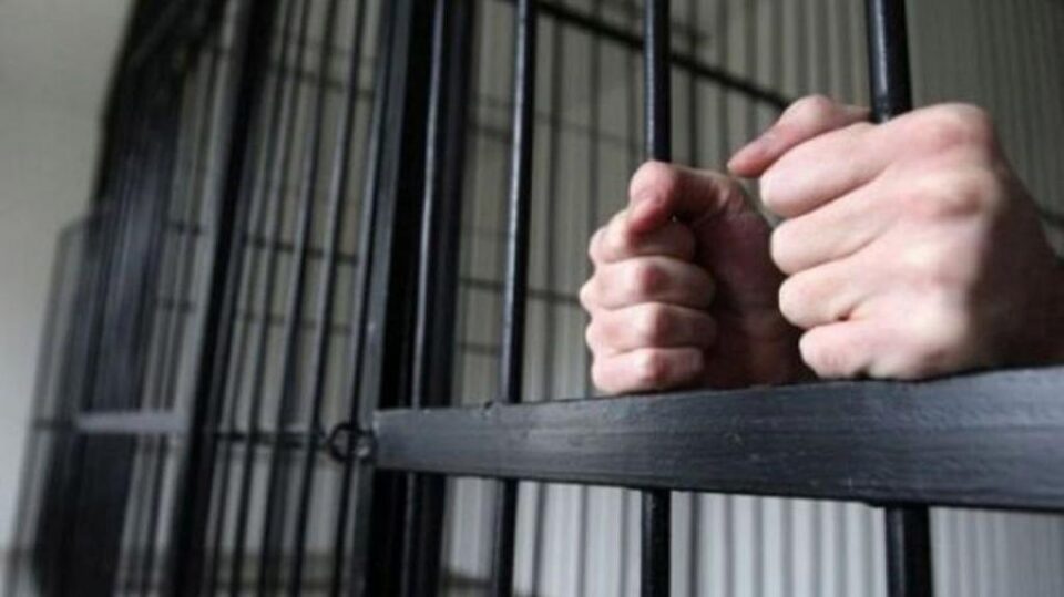 Bărbatul a primit o condamnare de 2 ani și 8 luni de închisoare cu executare