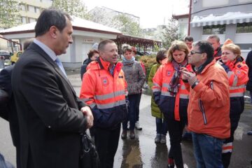 Tensiuni și discuții încordate, la mitingul organizat de o parte dintre angajații Serviciului de Ambulanță Suceava