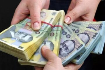 Cei doi au fost obligați să-i plătească și suma de 120.000 de lei bătrânului pe care l-au înșelat