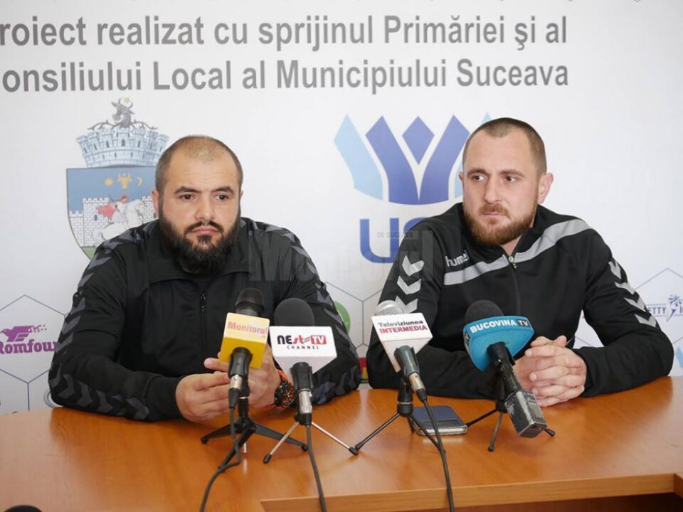 Antrenorii universitarilor, Iulian Andrei și Adi Chiruț, speră ca echipa să câștige 6 puncte în cele două meciuri din această săptămână