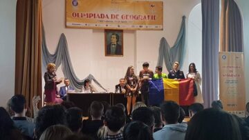 Două eleve s-au calificat, pentru al doilea an consecutiv, la Olimpiada Internațională de Geografie și Balcaniada de Geografie